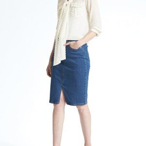 Banana Republic Clip Dot, Tie-Neck Shirt Blouse, XS